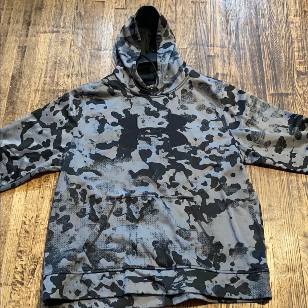 Under Armour Camo hoody